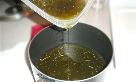 Here’s The Homemade Cannabis Oil Recipe That People Are Using as a Chemo Alternative